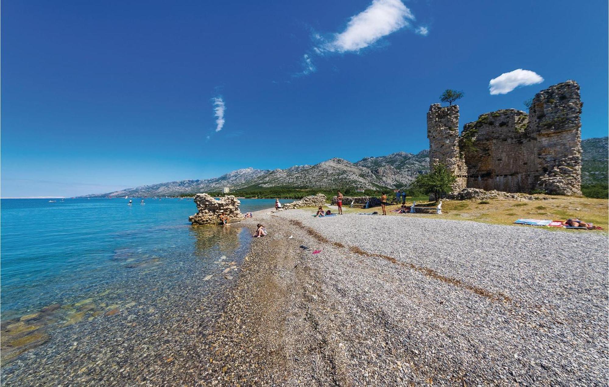 Lovely Apartment In Rovanjska With House Sea View Екстериор снимка